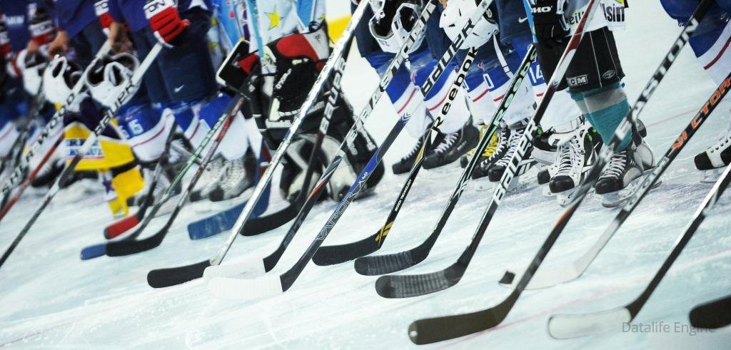 Como o playground afeta o jogo de hóquei e o processo de apostas? 1 vitória